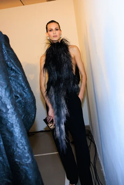 Look 14